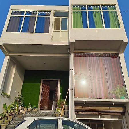 Ananya Hotel & Ayurveda Hwc Etāwah 외부 사진